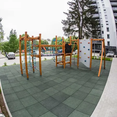 Newly Build 2 Apartment. 20-25 Min Walk To Old Apartment